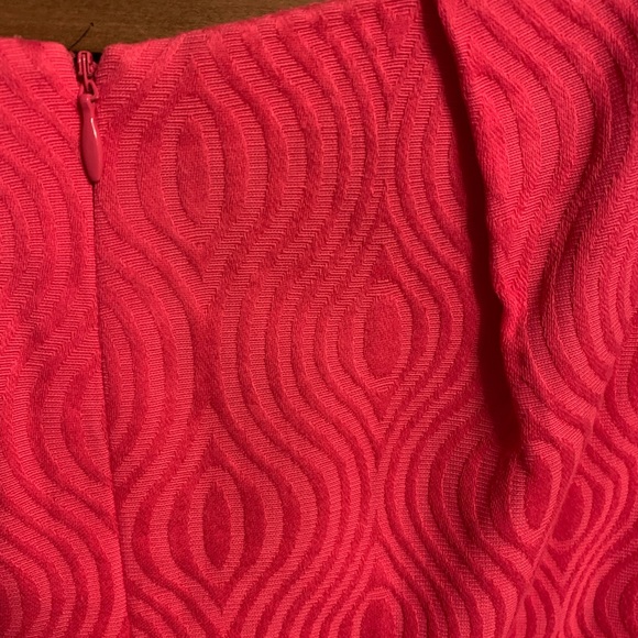 Dress from Laura. Size 14 but fits like a 12. Beautiful hot pink colour. - Picture 5 of 5